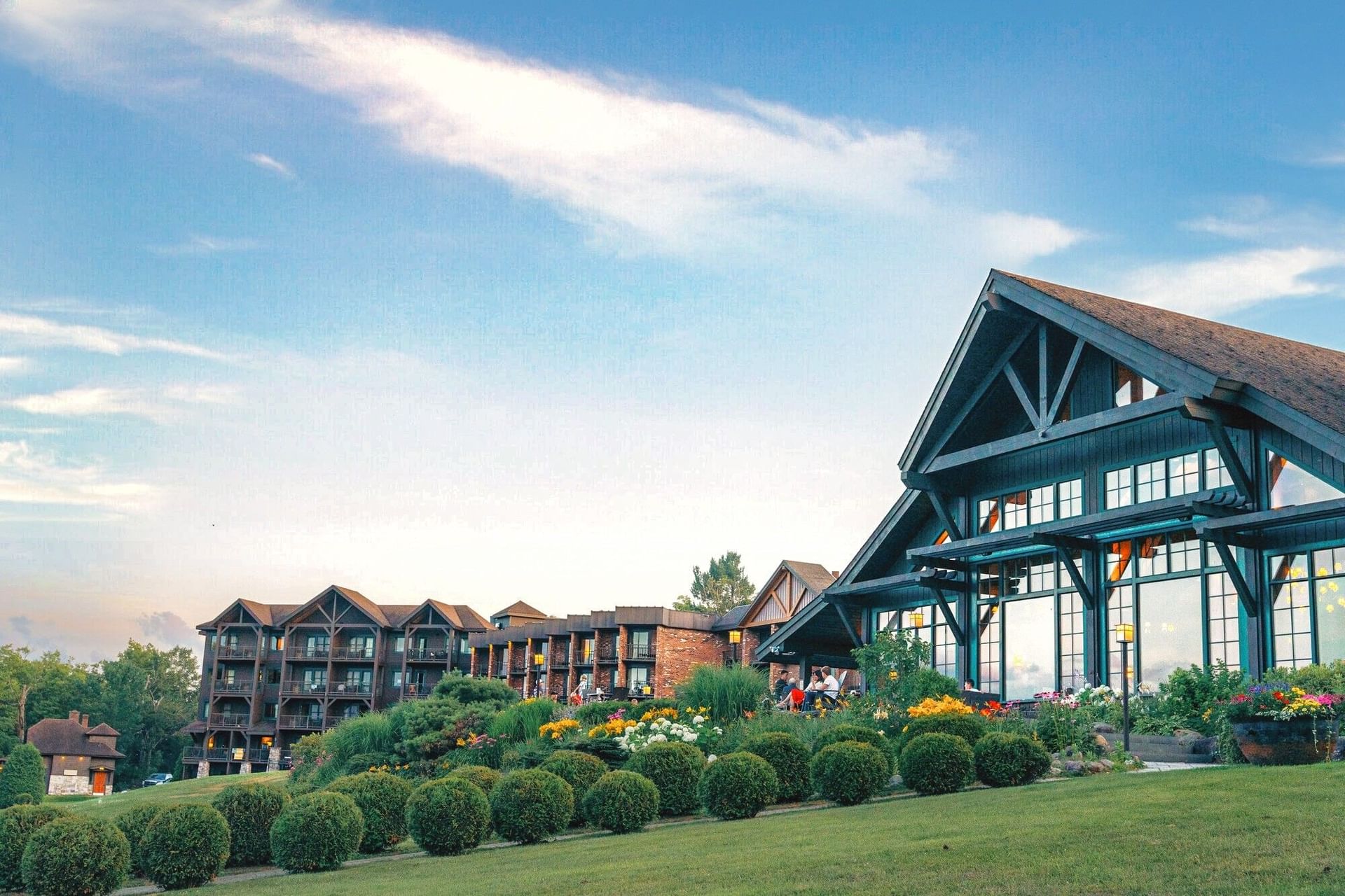 Grandview Lake Placid — hero image
