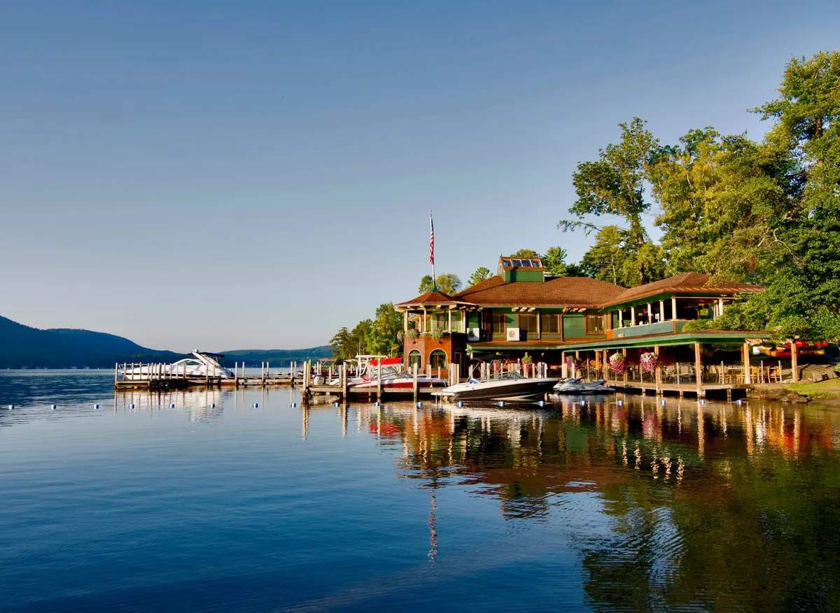 The Lodges at Cresthaven — hero image