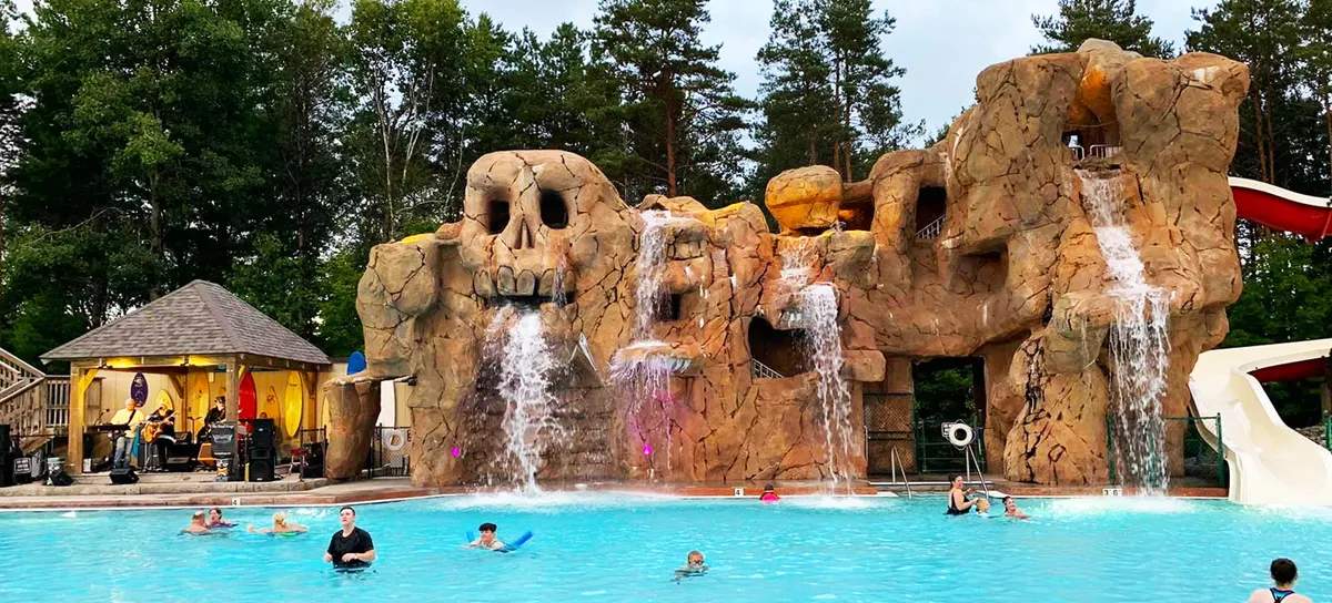 Moose Hillock Camping Resort — hero image