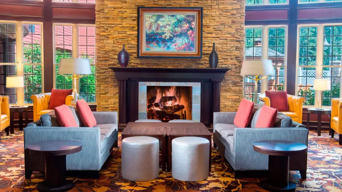 Courtyard Lake Placid — photo from www.marriott.com
