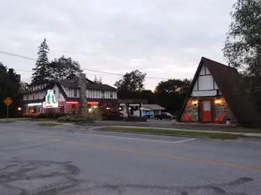 Stone House Motel & Motor Lodge — photo from thestonehousemotelandmotorlodge.mydirectstay.com